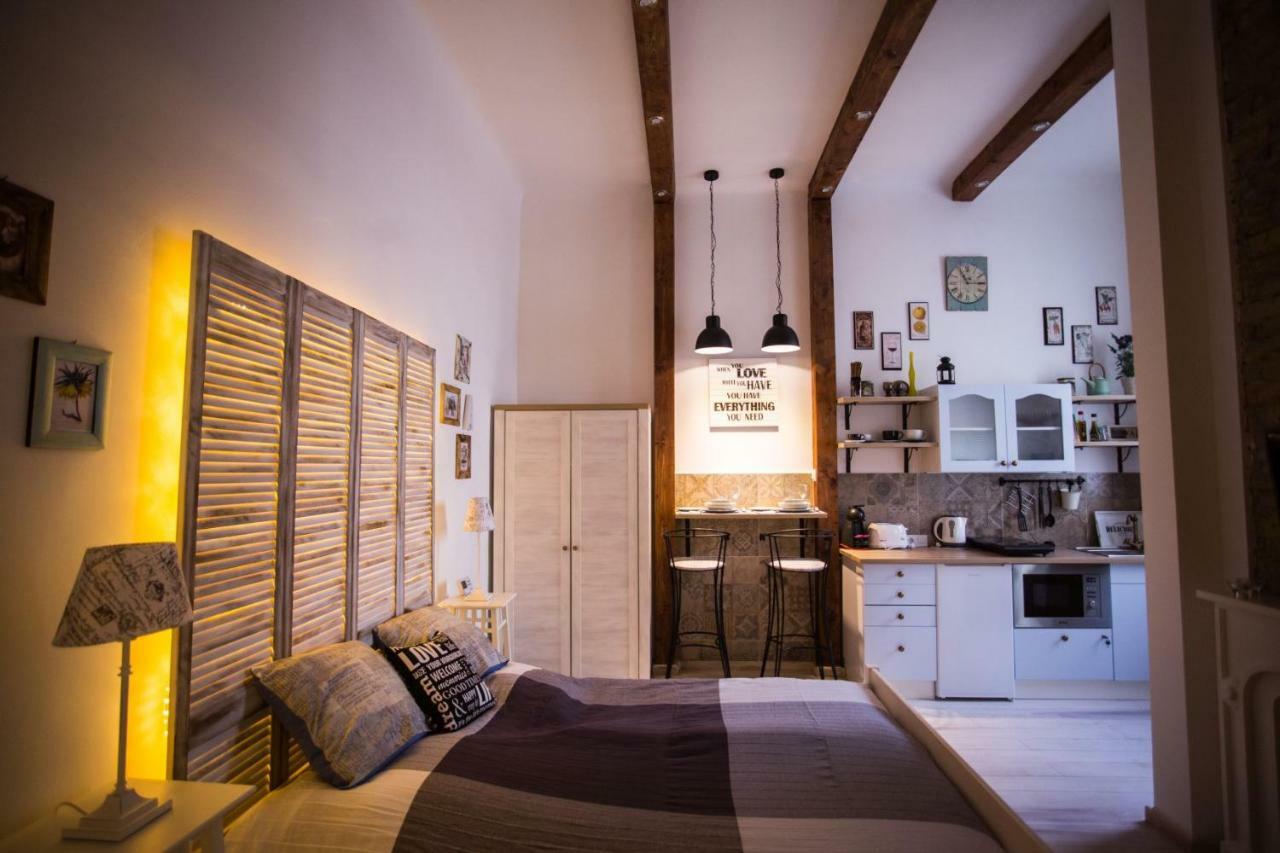 Izabella Vintage Style Apartment Budapest Exterior photo